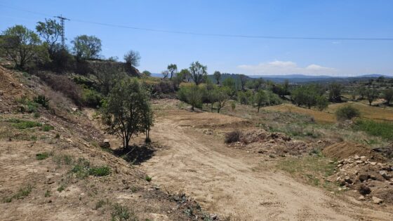 Empieza la construcción de la pista de pádel de Portell